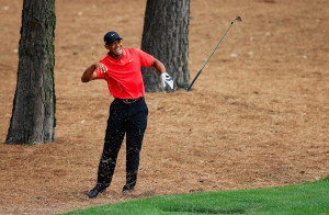 tiger-woods-masters-2015-wrist-injury