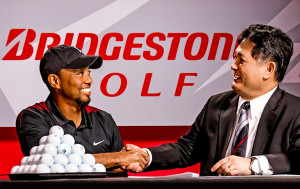 bsg-tiger-woods-signing-web