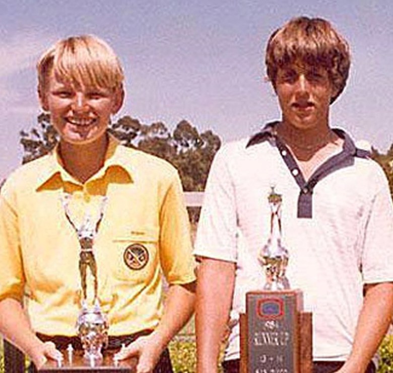 Ernie Els (vlevo) a Phil Mickelson (vpravo) na Junior World Golf Championship 1984 (Foto: Profimedia)