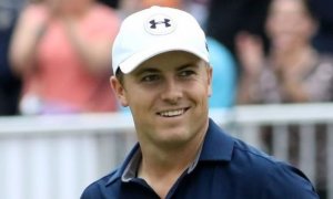 VIDEO: Spieth se mladíkovi podepsal na Budweiser