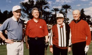 KDYSI DÁVNO, když BILL CLINTON potřeboval golfové útočiště, zamířil k TRUMPOVI