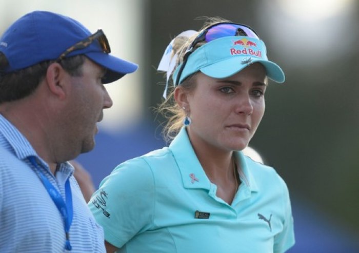 DRAMA NA LPGA: Thompson schytala dodatečně 4 trestné rány. Boj o titul prohrála