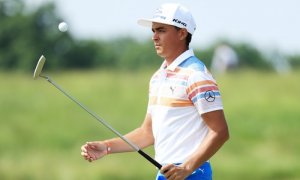 Fowler má rekordy, hvězdy se v úvodu US Open trápily