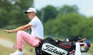 Thomas překonal rekord. Mají moc široké fairwaye, opáčil přemožený