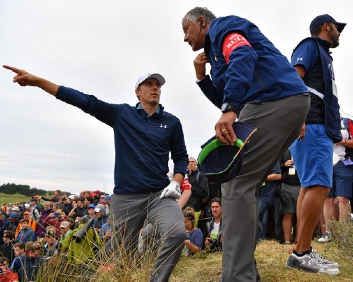 100 yardů vpravo? Ta rána tak špatná nebyla, vysvětloval Spieth