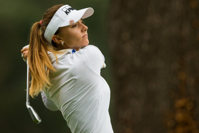 LPGA Q-School, 1. kolo: Spilková bezchybná, Vlčková ztrácela