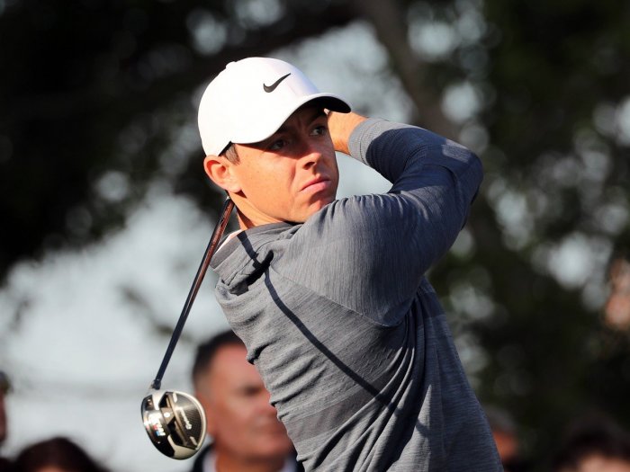 MCILROY při návratu v ABU DHABI oslnil kolem bez bogey