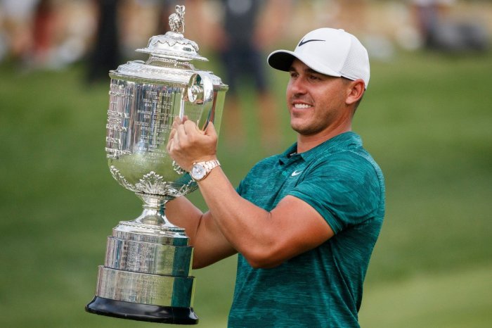 Neotřesitelný Koepka. Tiger efektu nepodlehl a slaví třetí major