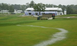 BMW Championship: Déšť zaplavil hřiště. A přinesl spoustu zápletek ve FedEx Cupu