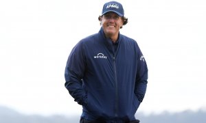 AT&T Pebble Beach Pro-Am pro Mickelsona, dohrávku zvládl bez problémů