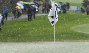 Finálové kolo v Kalifornii zastavil déšť a kroupy