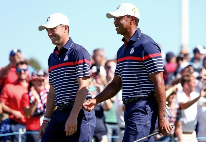 Woods před Hero World Challenge uspořádá skvělou exhibici