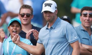 Clark rozdrtil TPC Scottsdale, z Evropanů nejlepší Rahm