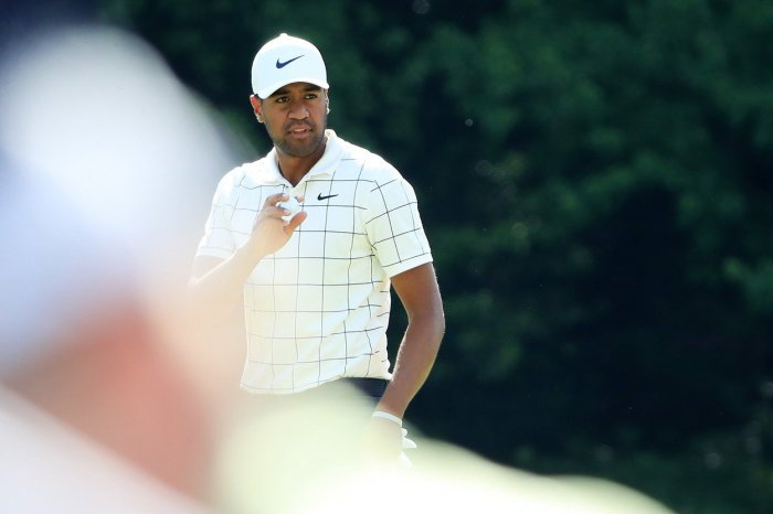 Charles Schwab Challenge: Finaua stíhá Spieth, další hvězdy v problémech