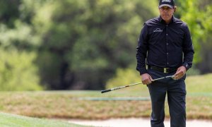 VIDEO: Mickelson už trénuje v Augustě. A vede si náramně