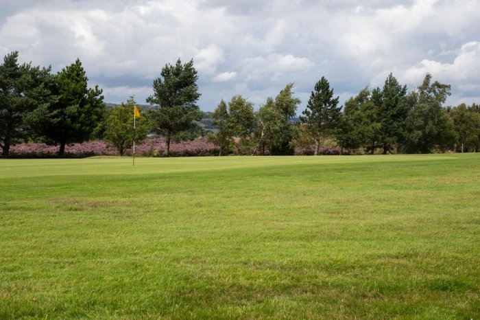 Radujme se: konec horkého golfového léta