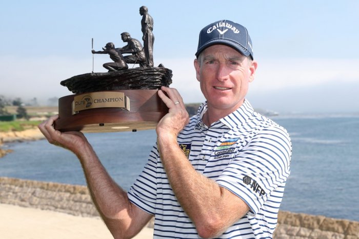 Furyk hodil rukavici Mickelsonovi. Má druhý titul při druhém startu