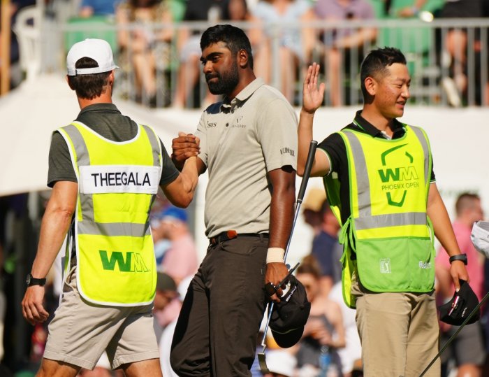 Koepka se Schauffelem stíhají ve Scottsdale nečekaného lídra