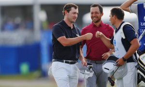 Cantlay a Schauffele se znovu rozparádili a pohodlně kráčí za titulem