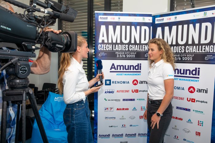 Sára Kousková - zdroj: Amundi Czech Ladies Challenge / Anna Krčmářová V Prague City Golf se tento týden uskuteční Amundi Czech Ladies Challenge, hlavní hvězdou navrátivší Kousková