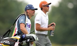 Fowler změnil caddieho i putter a je ve hře o senzační postup do dalšího týdne