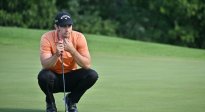 Bruna nezaskočil ani brzký budíček. Na Czech Open jasně vede