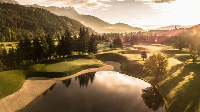 PICHLARN: Golf a wellness na zámku