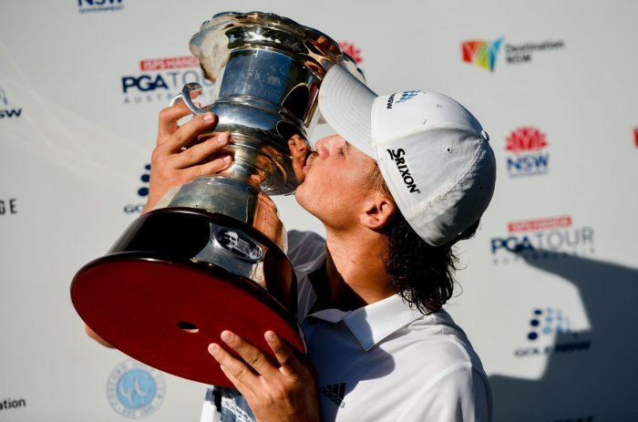 Amatér Crowe má po vítězství v Thajsku jisté Masters i The Open