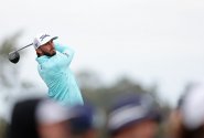 Caddieho vyhodil, a tak si Homa nesl při kvalifikaci na US Open bag sám. Místenku na třetí major ale nezískal
