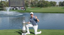 McIlroy famózním puttem uzemnil Reeda a má třetí titul z Dubai Deserts Classic