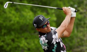 Fowler začal svůj útok na The Masters vítězstvím nad Rahmem