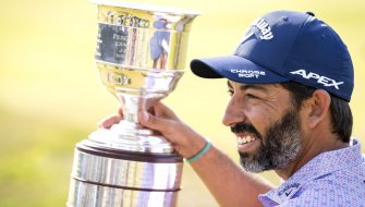 Druhá míza. Larrazábal triumfoval na KLM Open