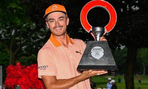 1610 dní. Fowler se nechal dotáhnout, na Rocket Mortgage Classic ale nakonec slaví šestý titul